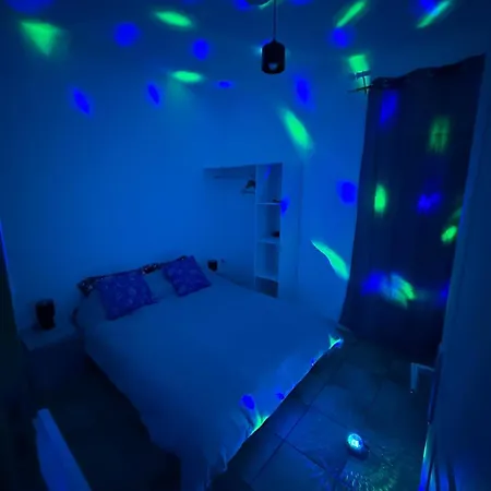 Flandre 02 Apartment